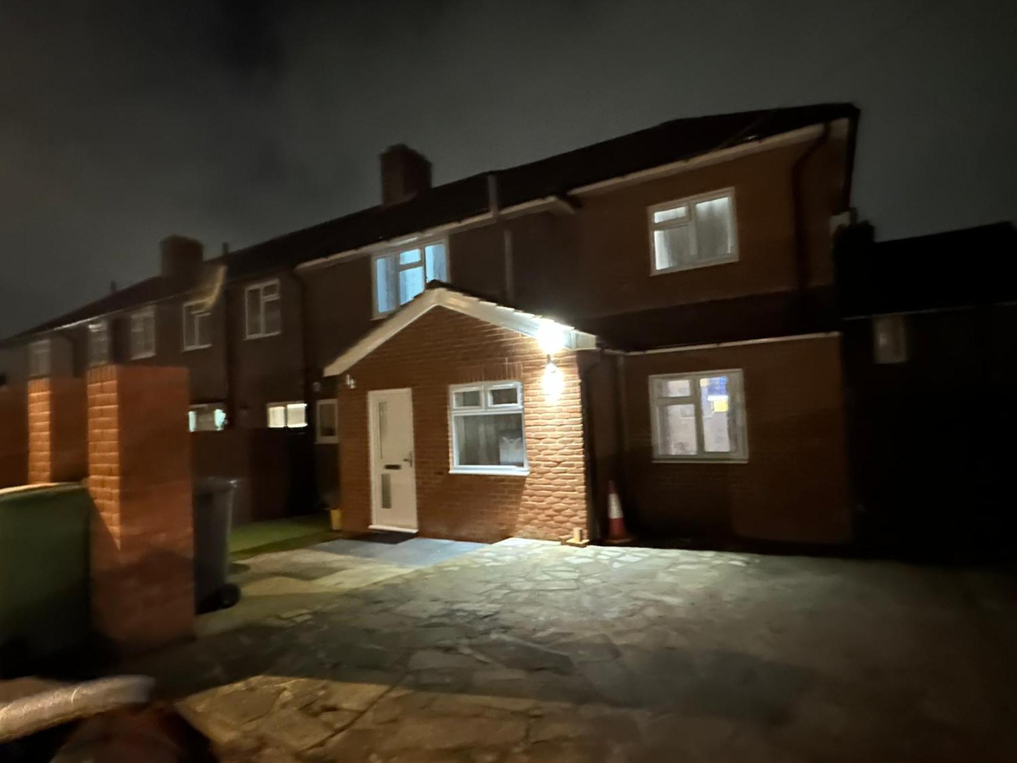 ברומלי Luxury Ensuite 2Nd Studio Flat With Great Views In Keedonwood Road With Fully Own Bathroom Newly Added And Private Kitchenette מראה חיצוני תמונה